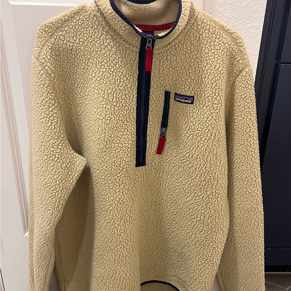 Patagonia Red and Cream Fleece Jacket